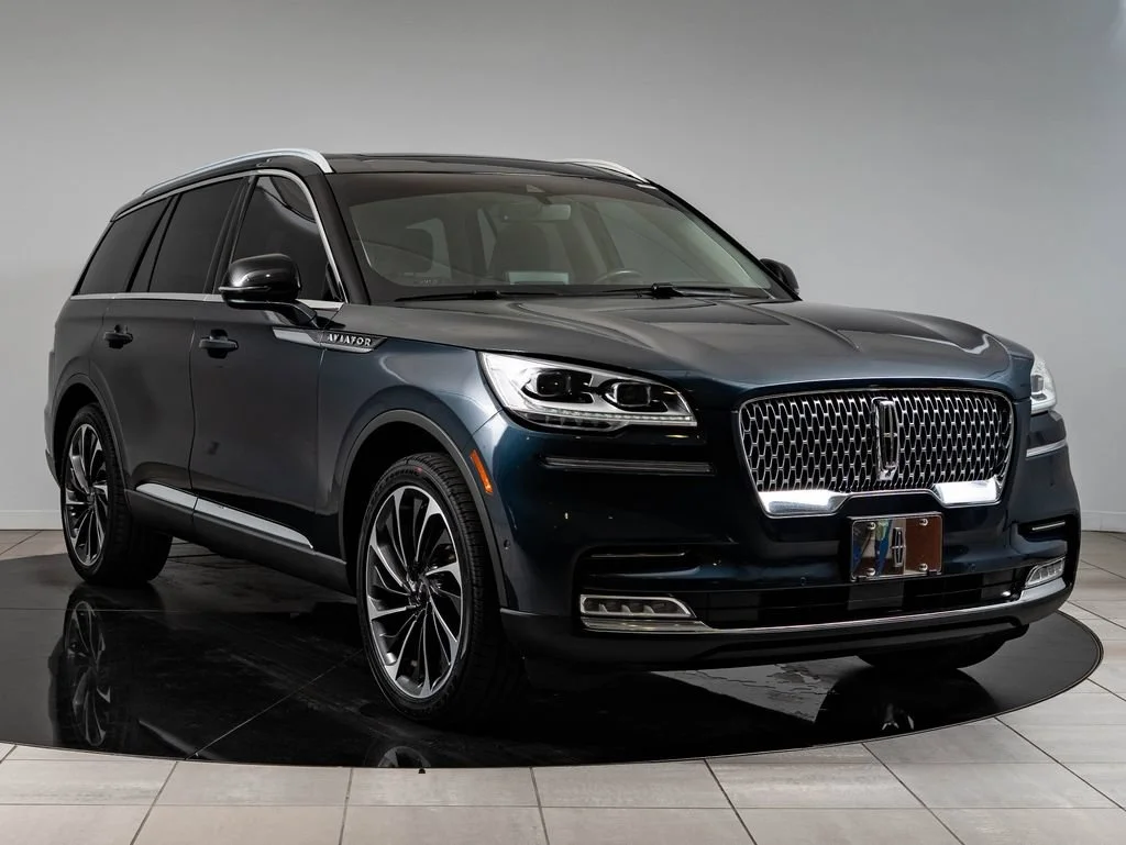 Used 2021 Flight Blue Lincoln Reserve image 12
