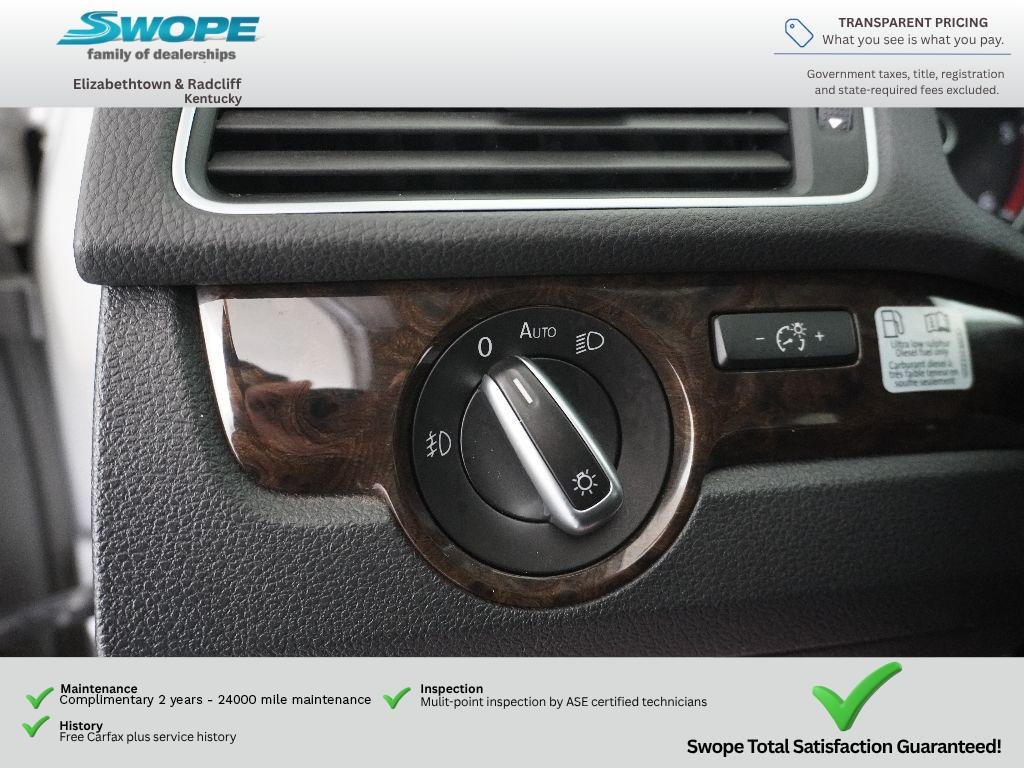 Used 2014 Platinum Gray Metallic Volkswagen TDI SEL Premium image 17