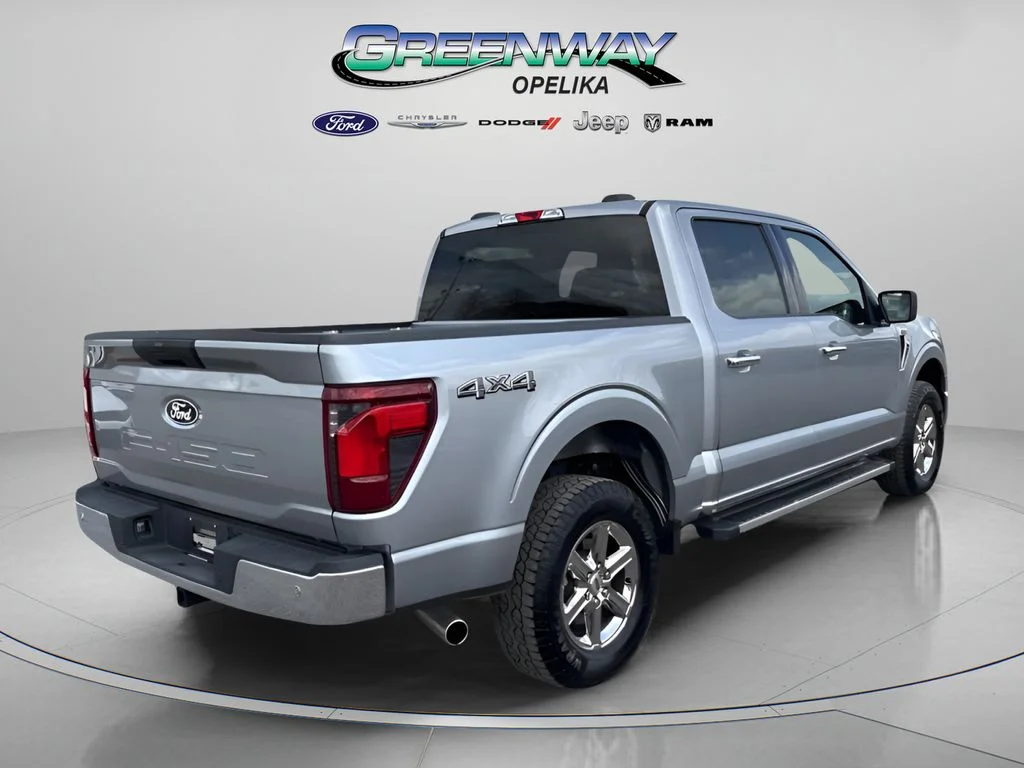 Used 2025 Silver Metallic Ford XLT image 7