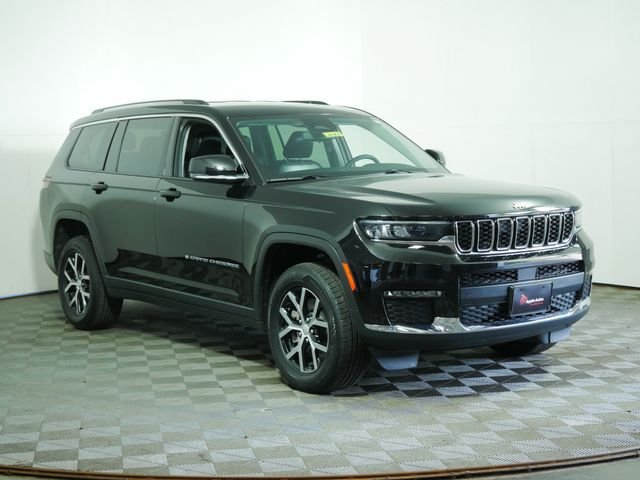 Certified Used 2023 Black Jeep Limited image 1