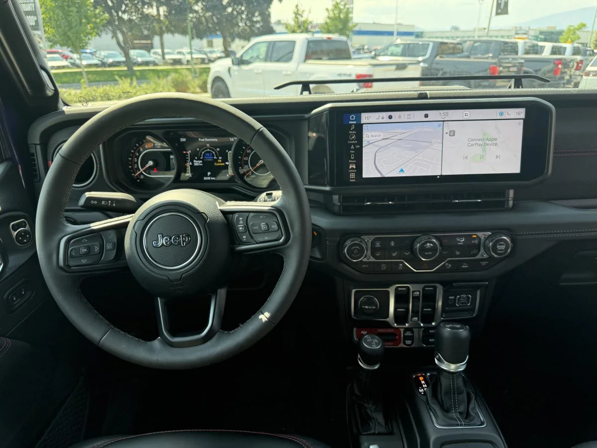 New 2026 reign (pht) Jeep Rubicon X image 15