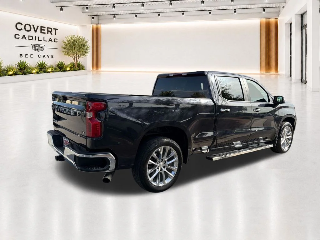 Used 2022 Gray Chevrolet LT image 13