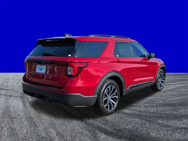 New 2026 Rapid Red Metallic Tinted Clearcoat Ford ST-Line image 4