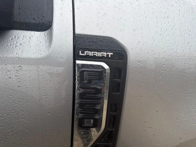 Used 2024 Silver Ford Lariat image 4