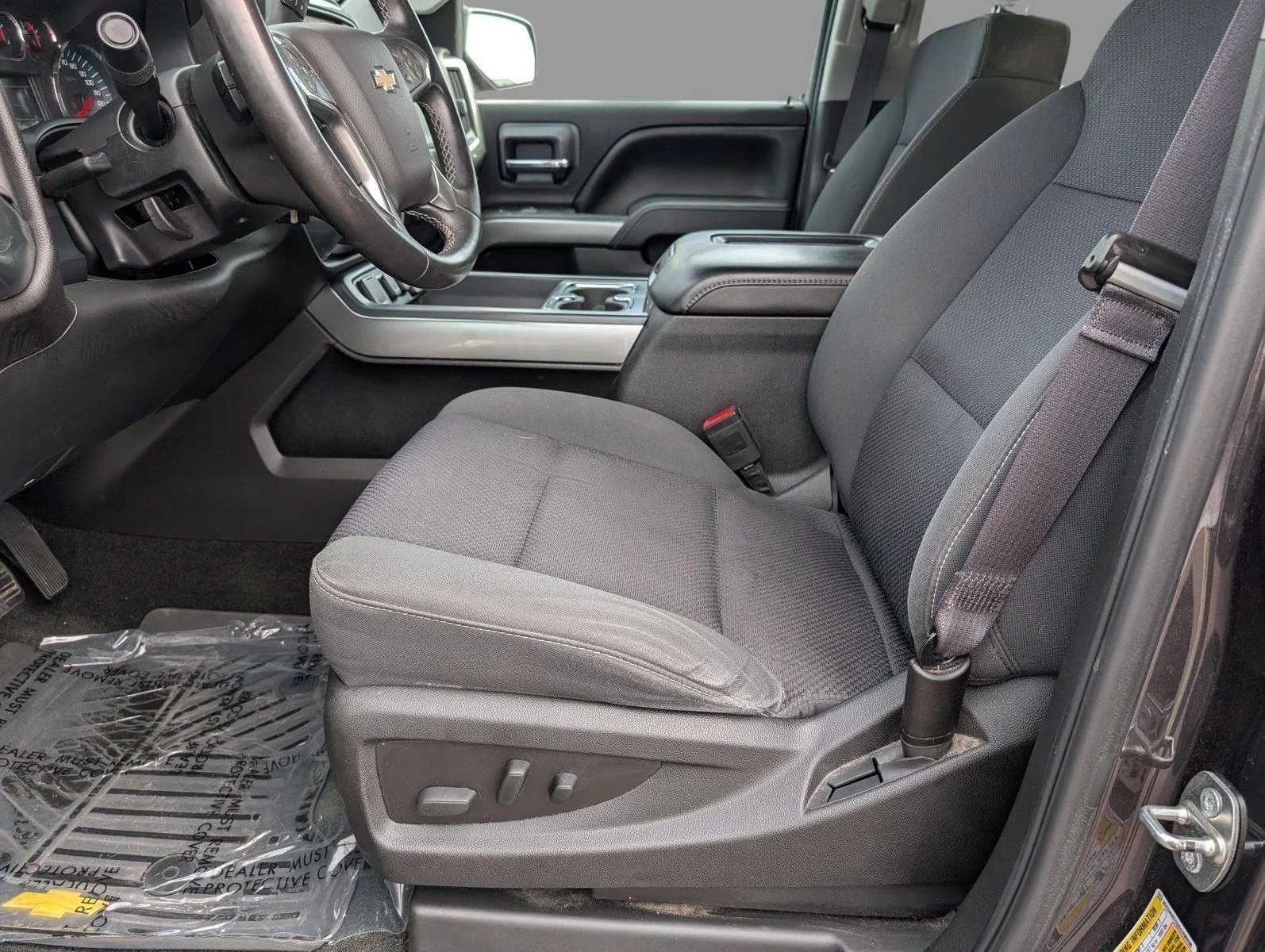 Used 2016 TUNGSTEN METALLIC Chevrolet LT image 13