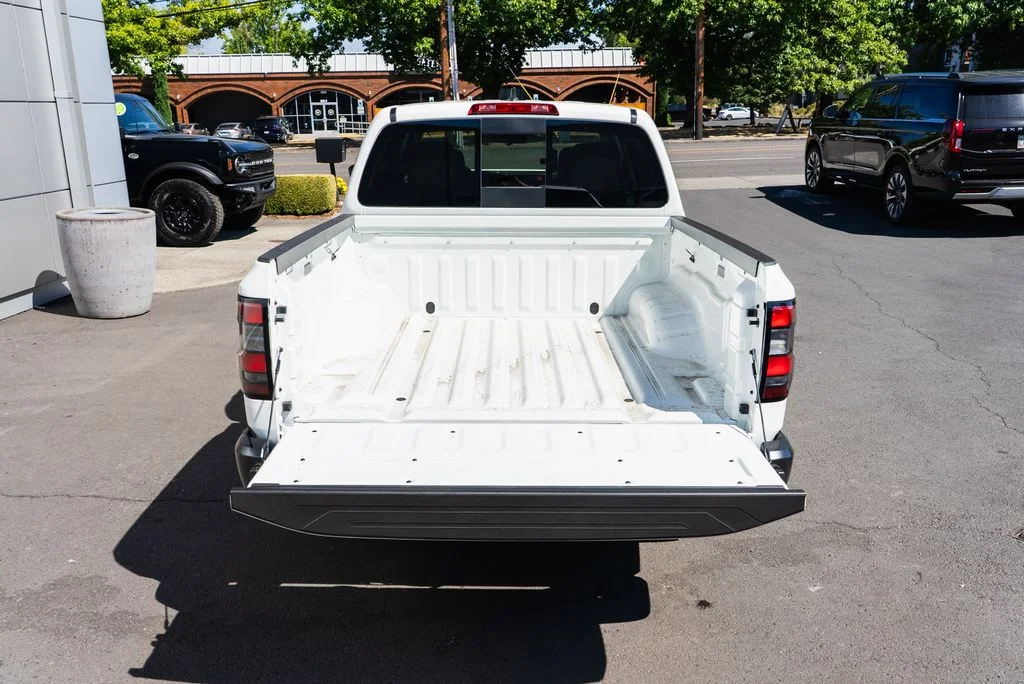 New 2026 Glacier White Nissan Crew Cab S image 8