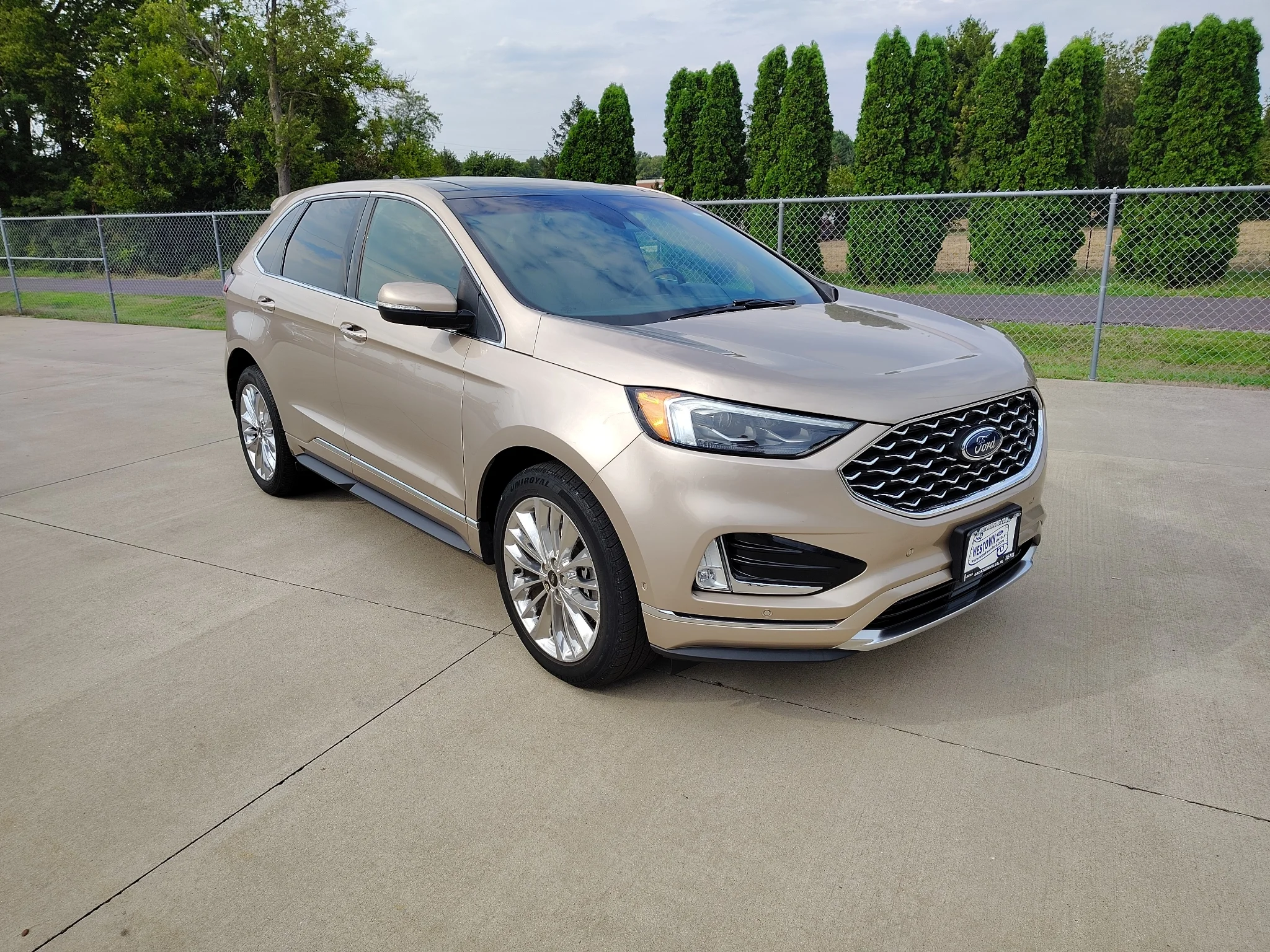 Used 2020 Desert Gold Metallic Ford Titanium image 28