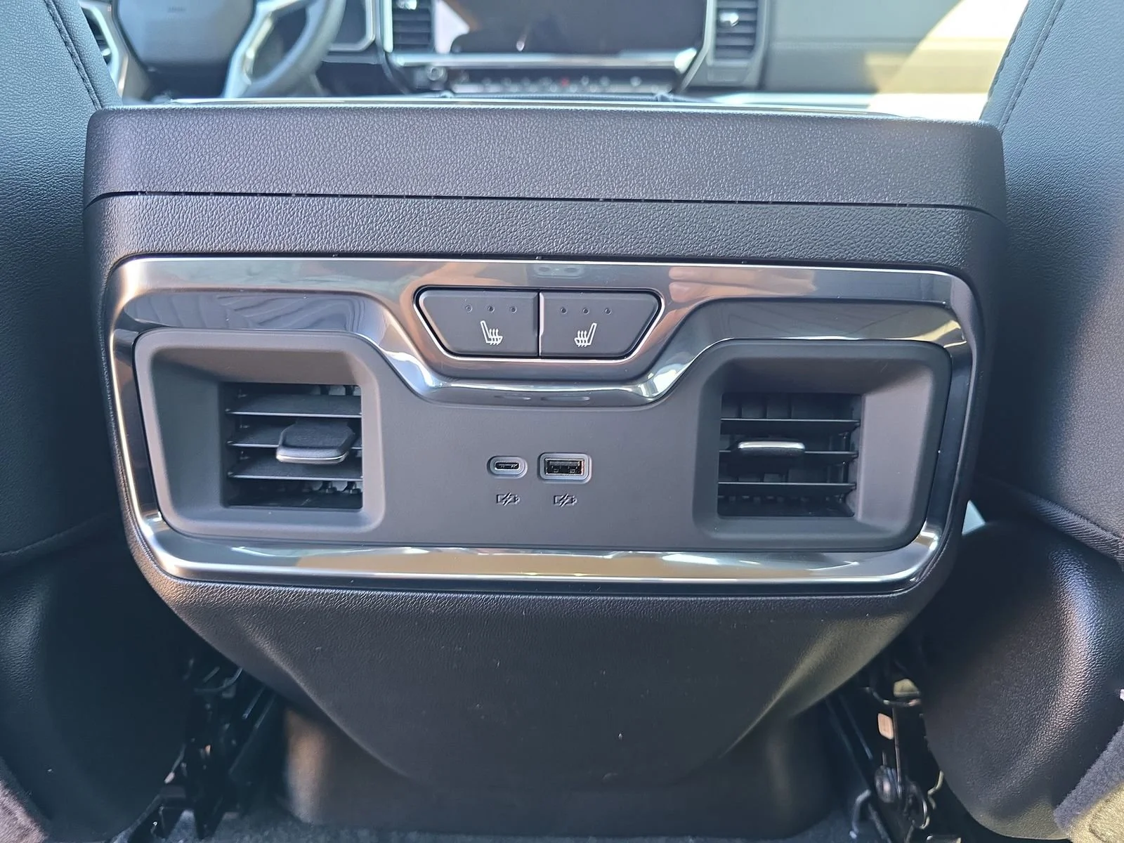 2026 Chevrolet Silverado 1500 LTZ - Photo 8
