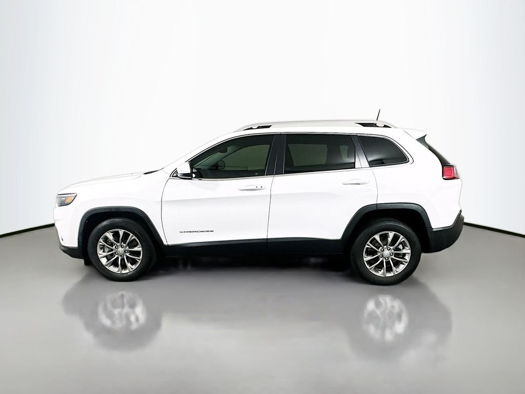 Used 2021 Bright White Clearcoat Jeep Latitude Lux image 8