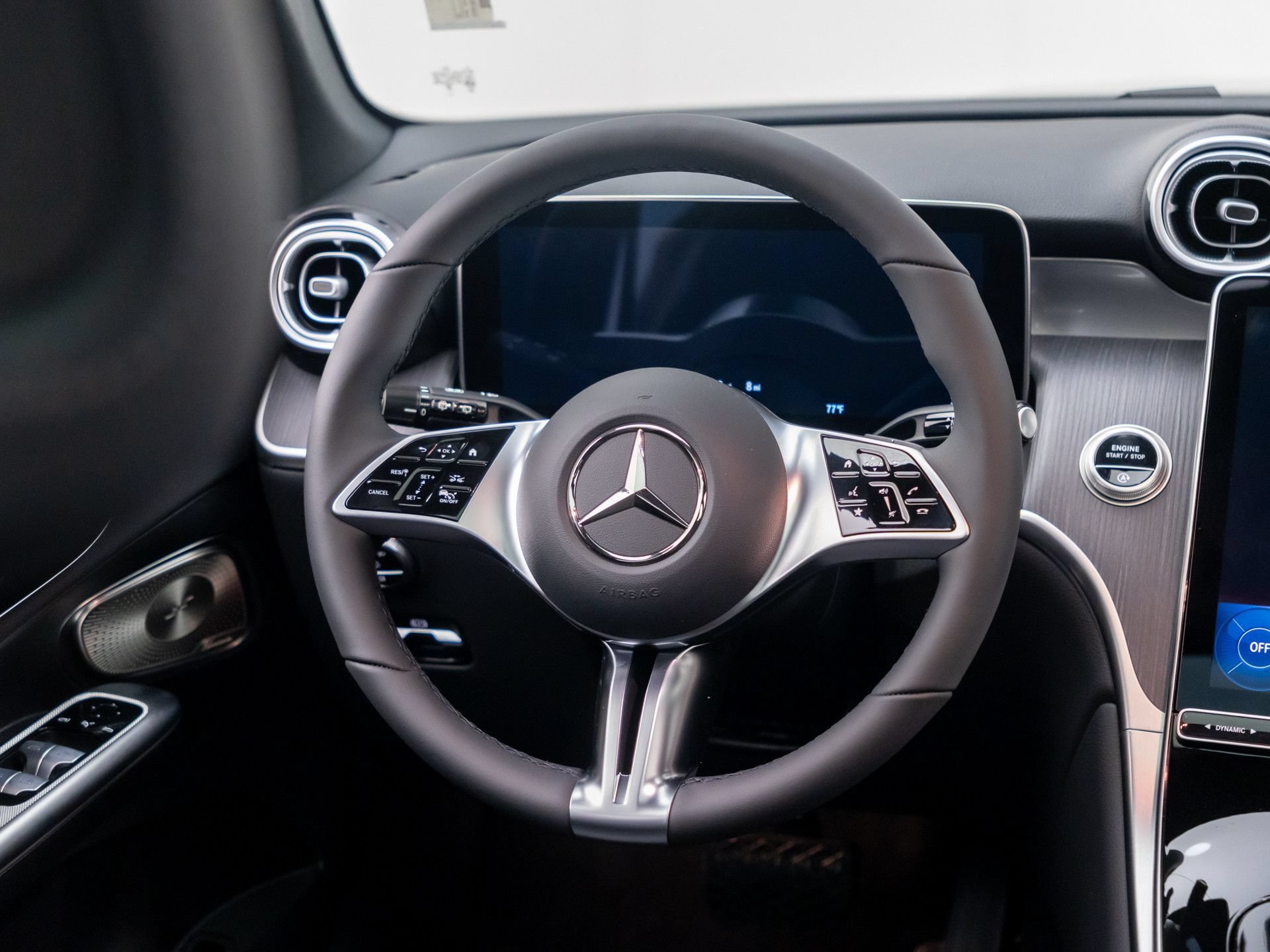 New 2027 Black Mercedes-Benz GLC 300 image 51