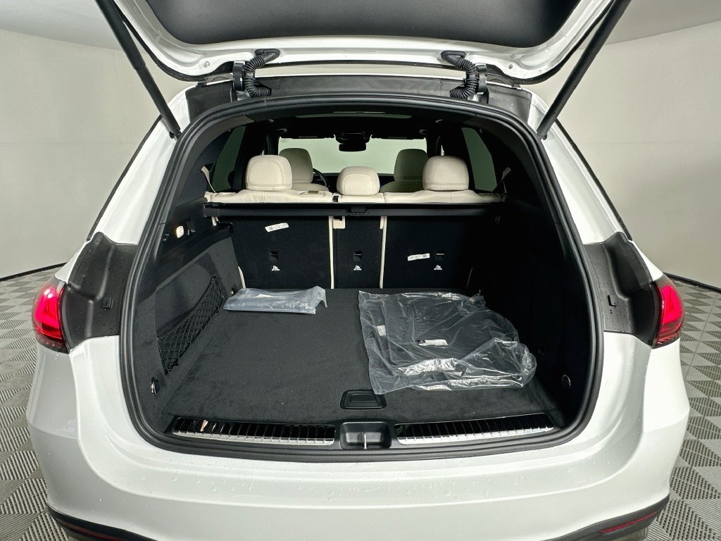 New 2027 White Mercedes-Benz GLE 350 image 26