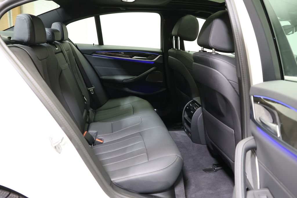 2023 BMW 5 Series 540i - Photo 45