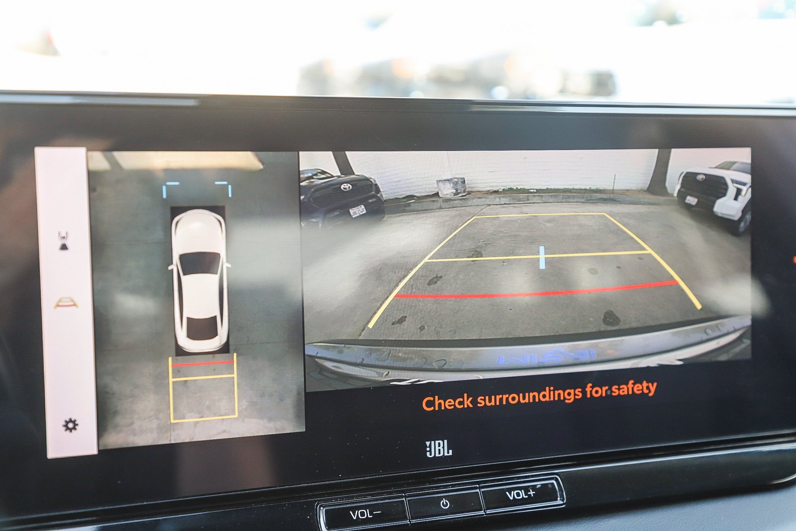 Certified Used 2023  Toyota XLE image 24