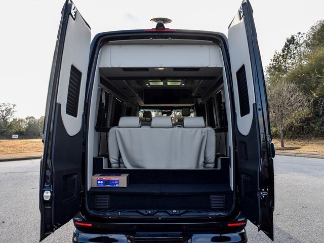 Used 2026 Black Mercedes-Benz Midwest image 30