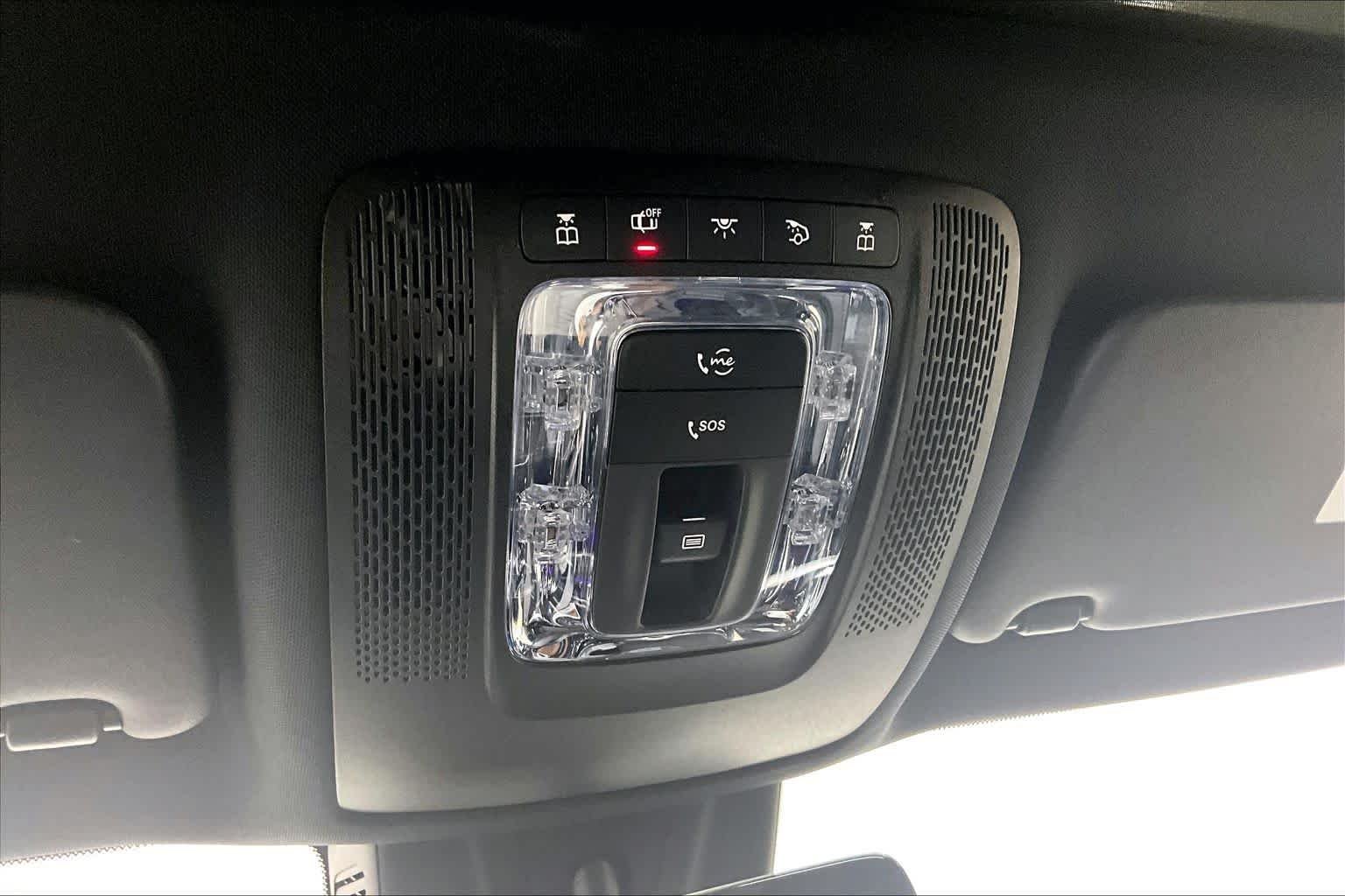 Used 2023 Polar White Mercedes-Benz EQB 350 image 31