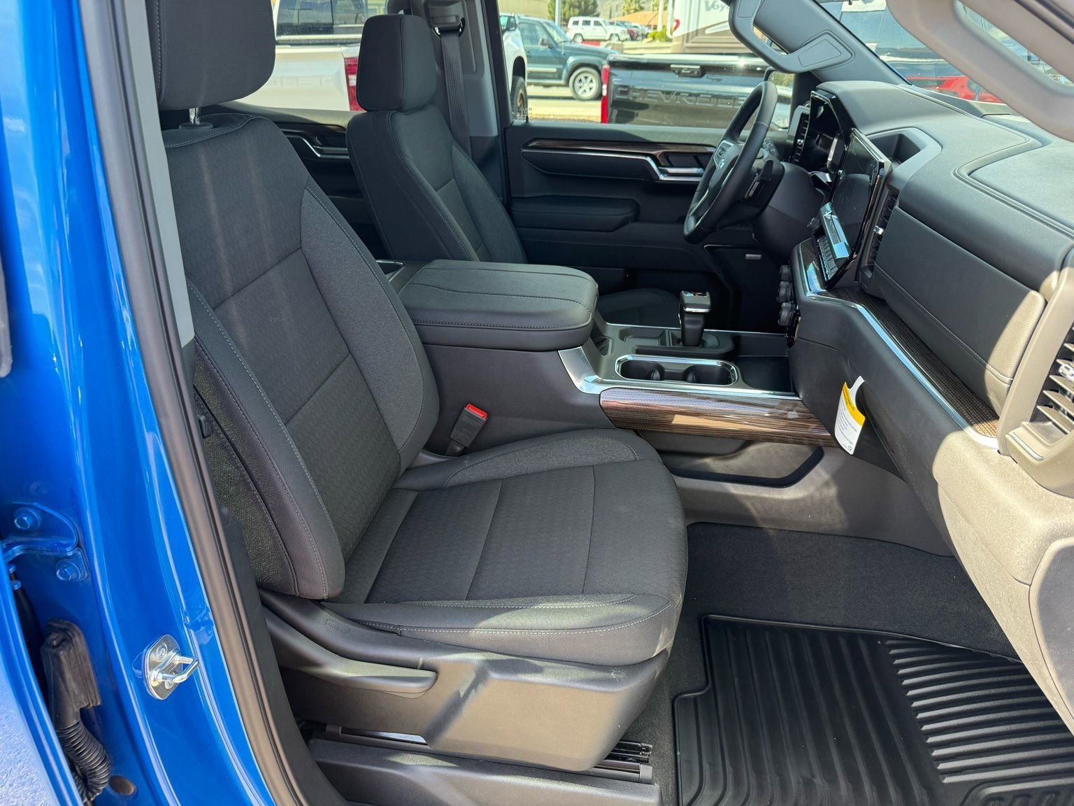 2026 Chevrolet Silverado 1500 RST - Photo 37