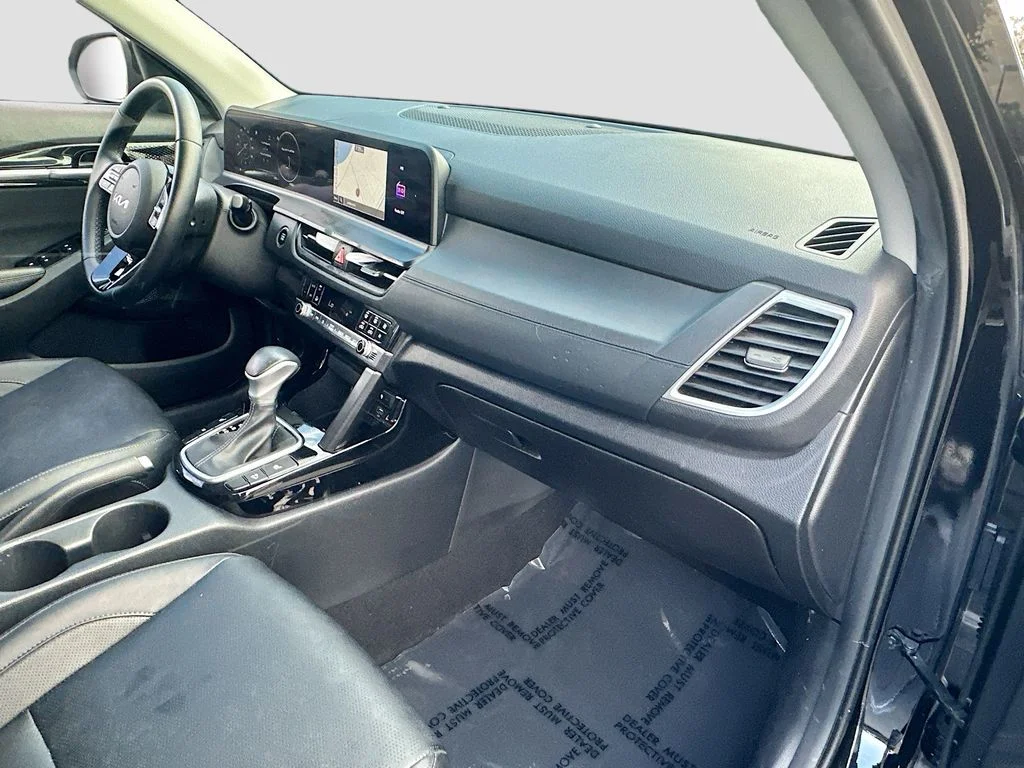 Certified Used 2024 Black Kia EX image 28