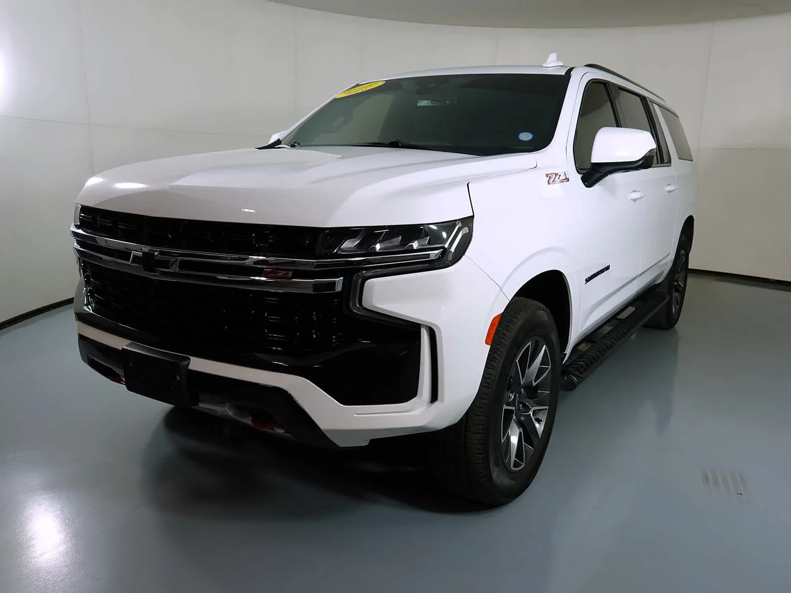 Certified Used 2022 WHITE Chevrolet Z71 image 4