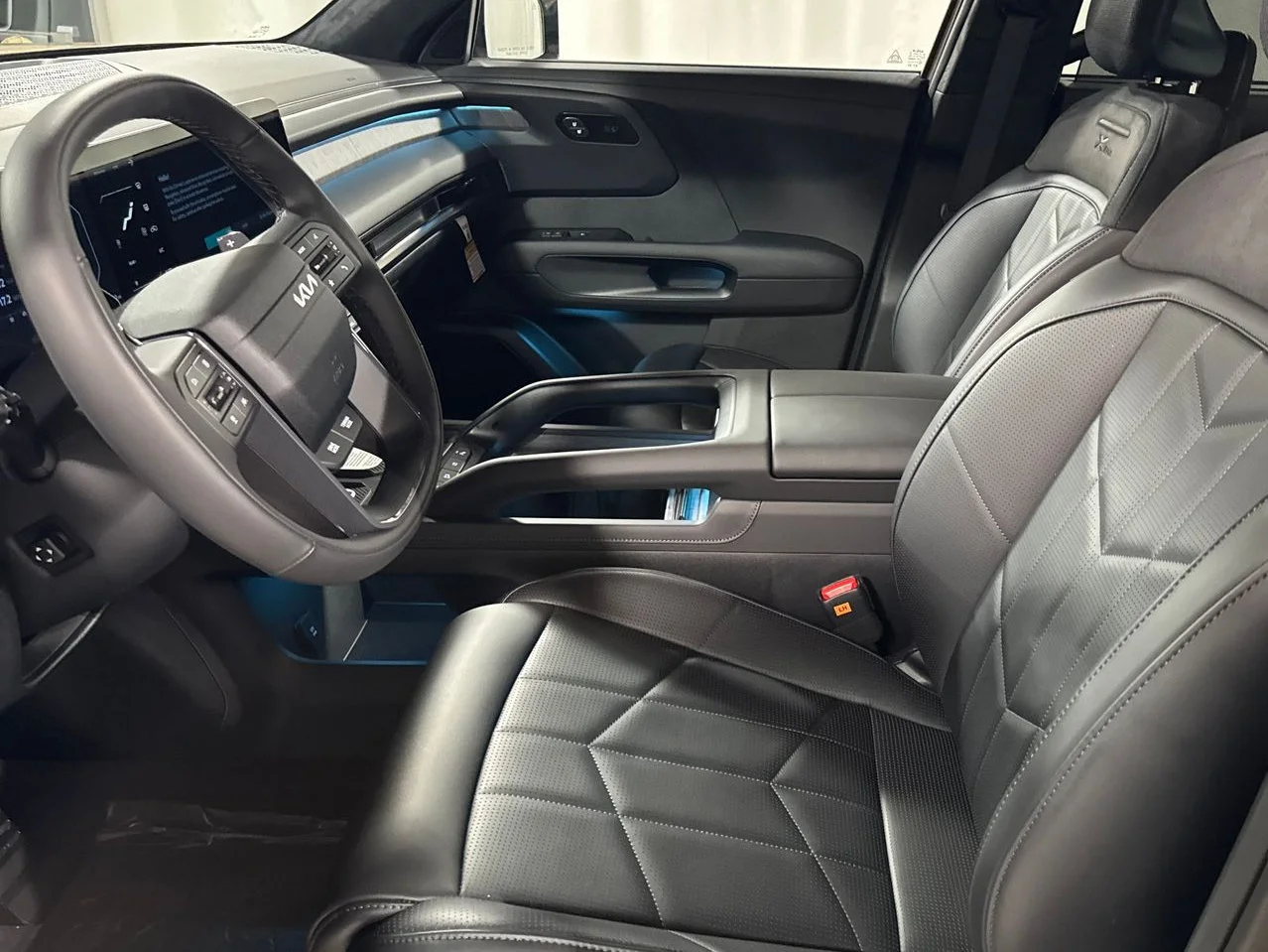 New 2027 Black Jade Green Kia X-Line SX Prestige image 3