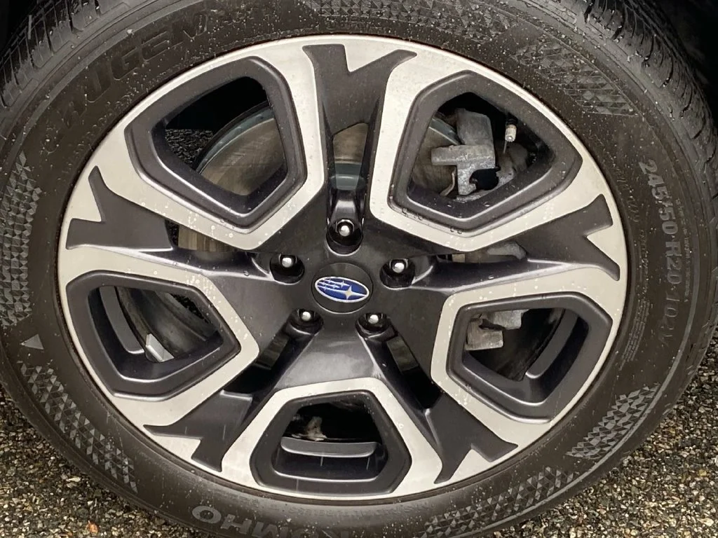 Used 2023 Silver Subaru Limited image 27