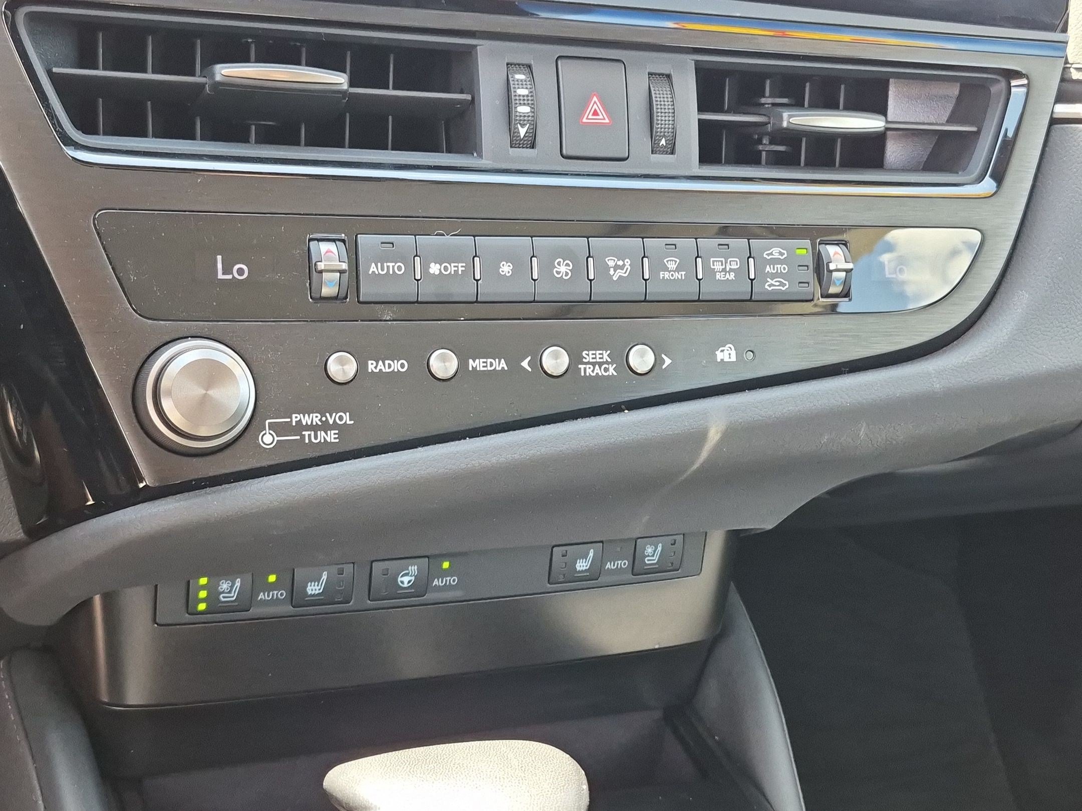 Certified Used 2023 Iridium Lexus ES 250 image 23