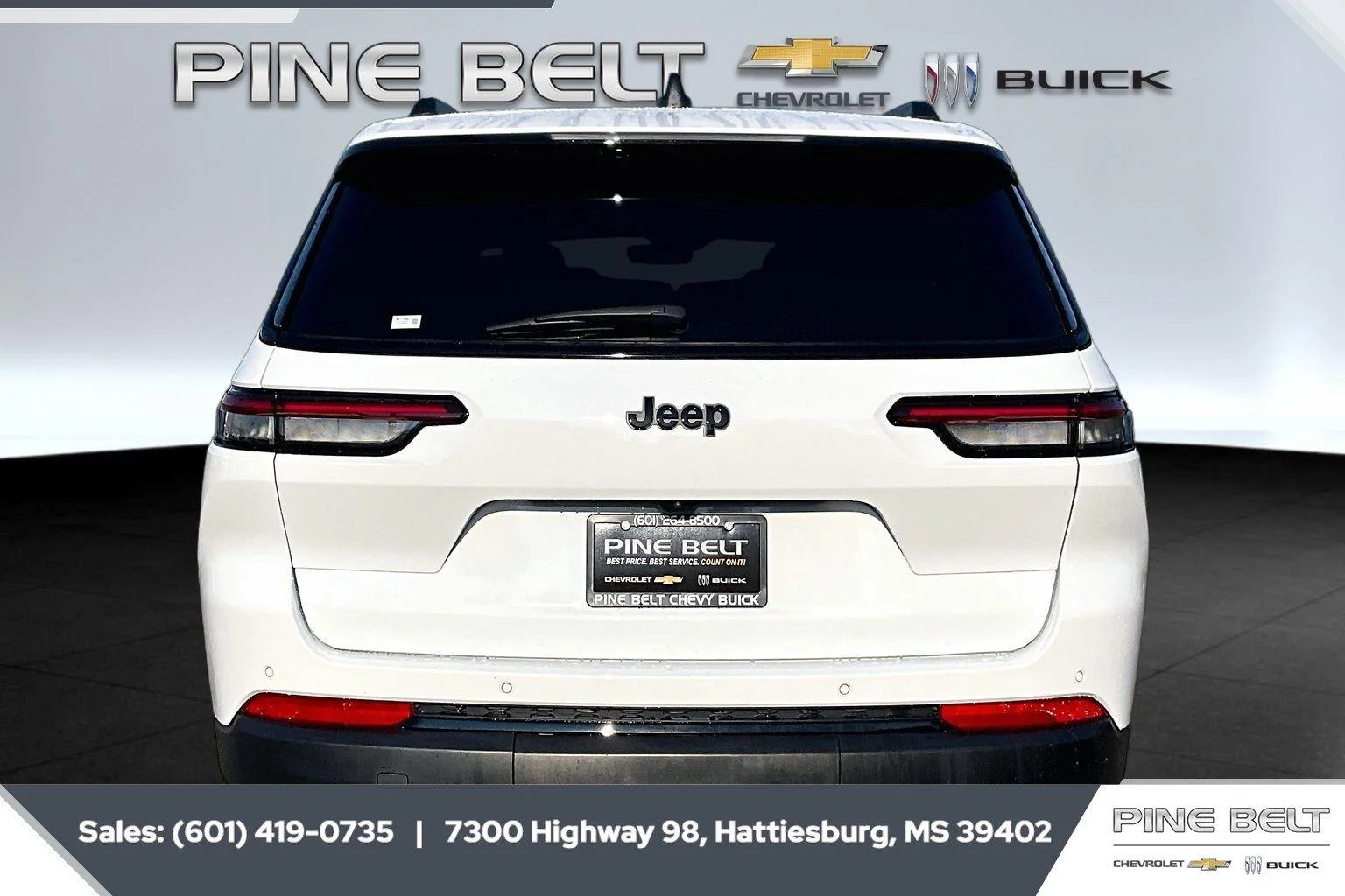 Used 2025 White Jeep Altitude X 4x2 image 4
