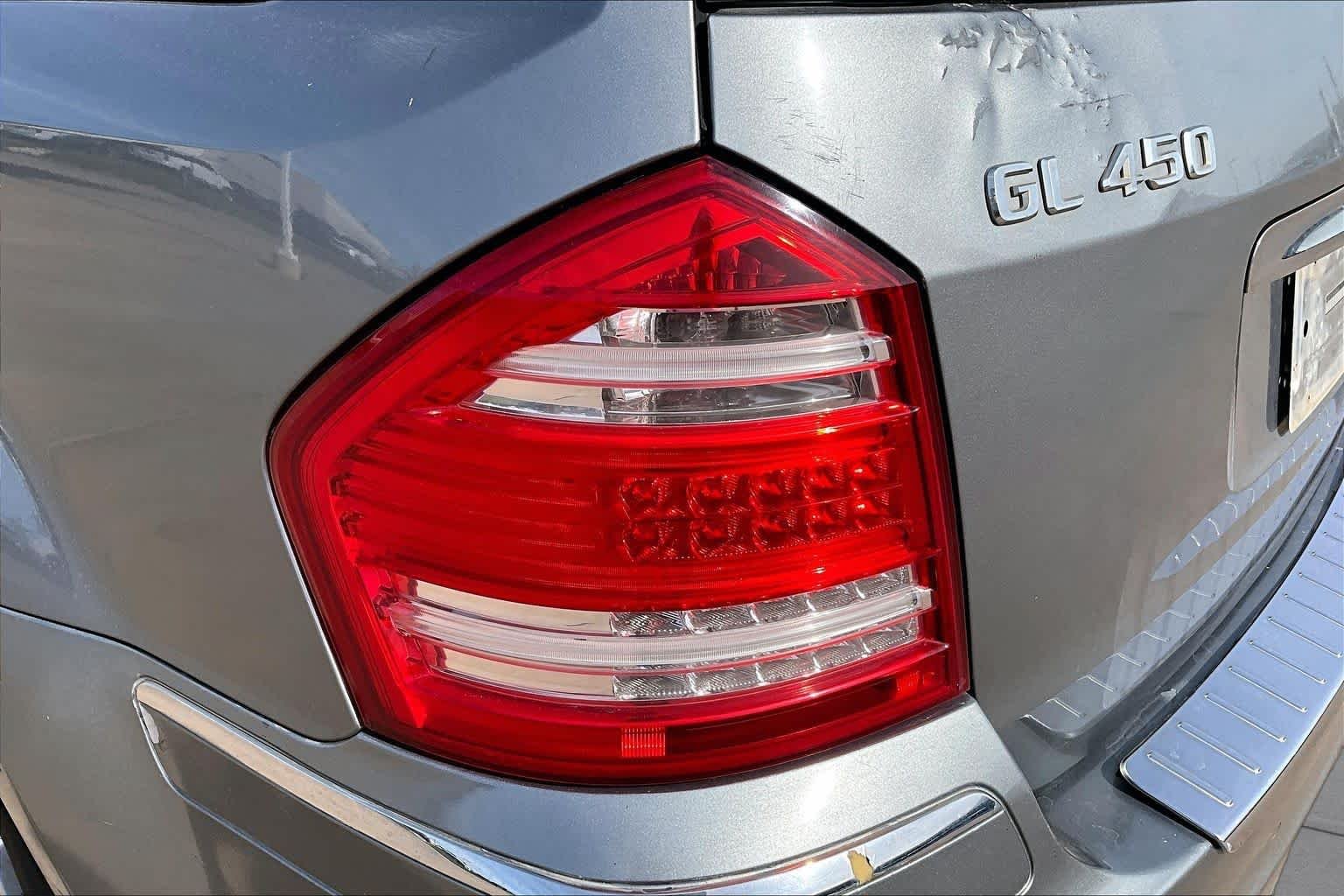 Used 2011 Iridium Silver Metallic Mercedes-Benz GL 450 image 27