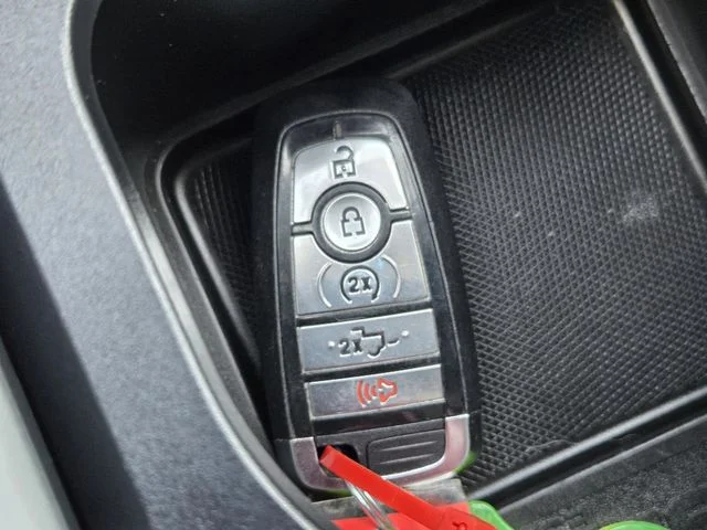 Used 2025 Avalanche Ford Lariat image 35