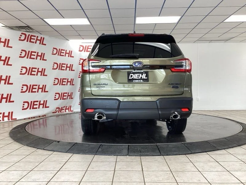 New 2026 AUTUMN GREEN METALLIC Subaru Onyx Edition Touring 7-Passenger image 6