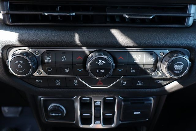 New 2026 Reign Jeep Sport S image 21