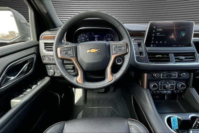 Used 2024 Black Chevrolet High Country image 8