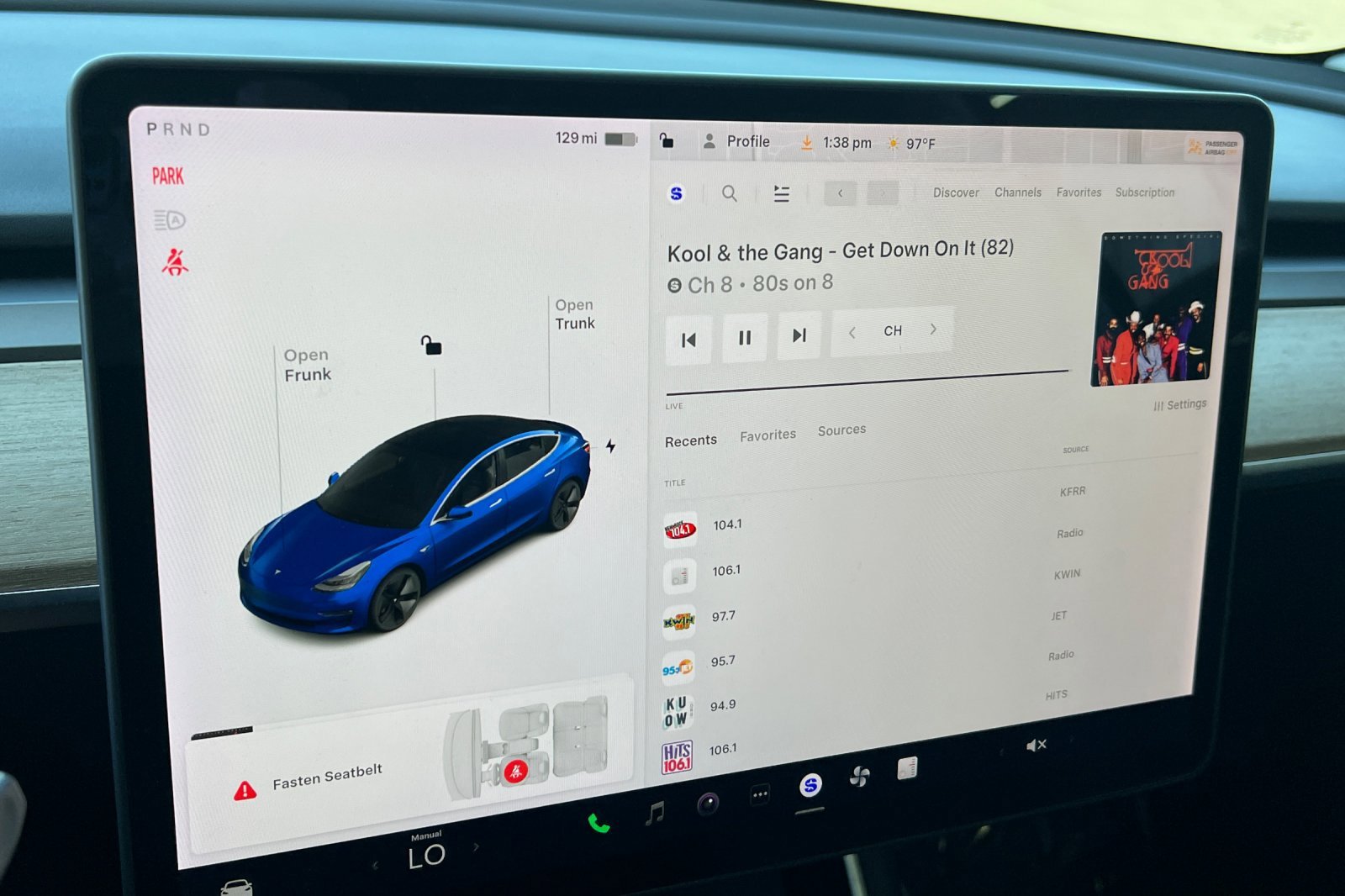 Used 2020 Deep Blue Metallic Tesla Standard Range Plus image 17