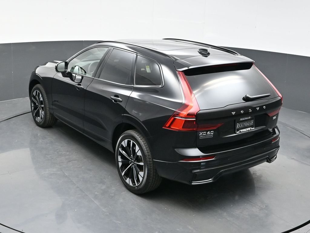 2026 Volvo XC60 Plus - Photo 20