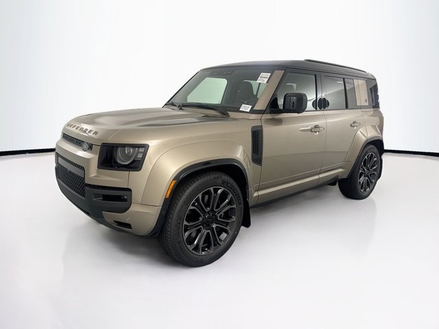2026 Land Rover Defender 110 OCTA