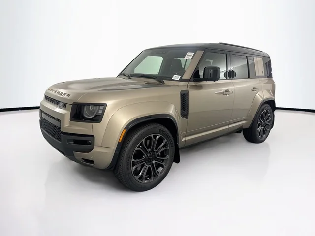 2026 Land Rover Defender 110 OCTA