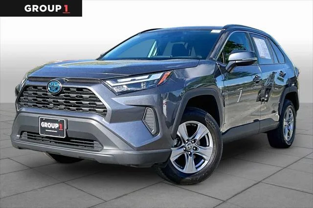 2024 Toyota RAV4 Hybrid XLE AWD's photo