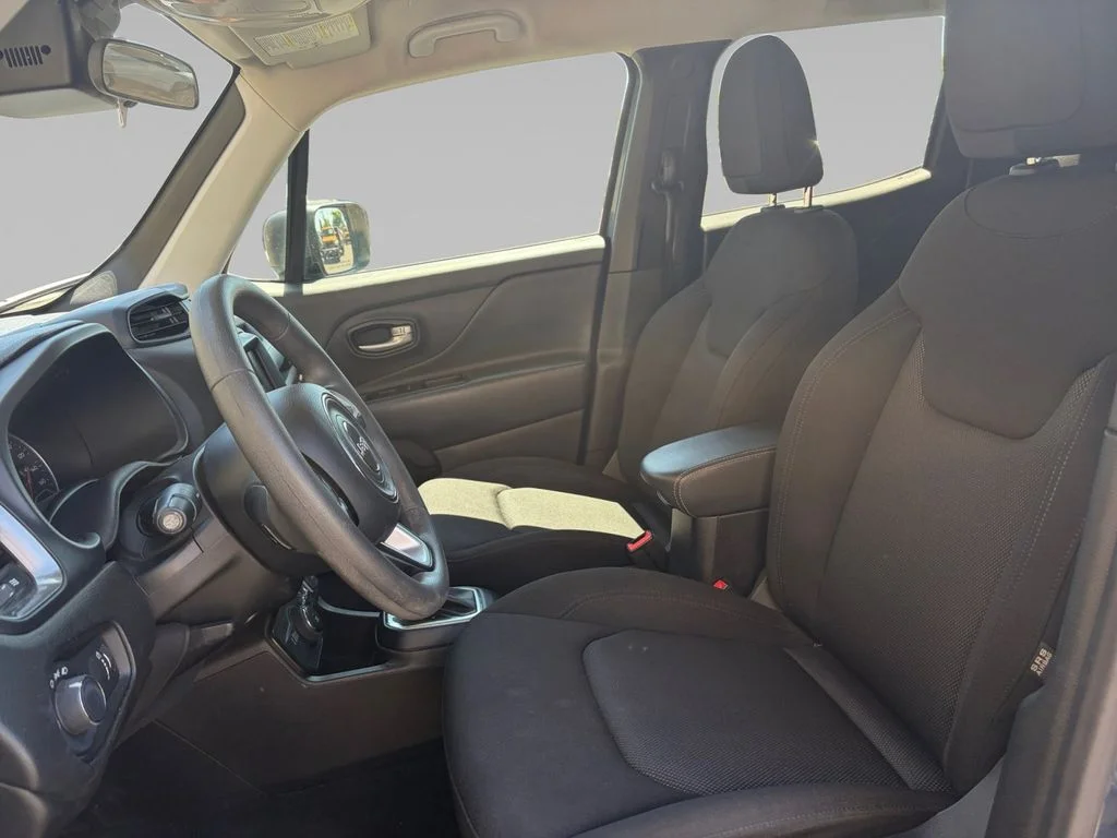Certified Used 2023 Blue Jeep Latitude image 9