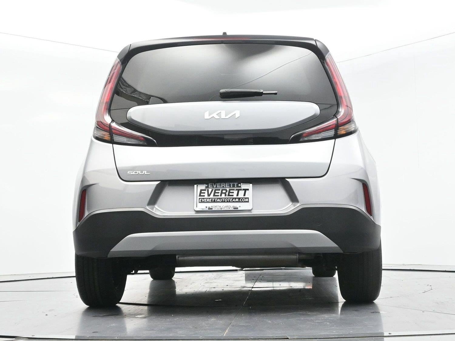 Used 2025 Gray Kia LX image 45