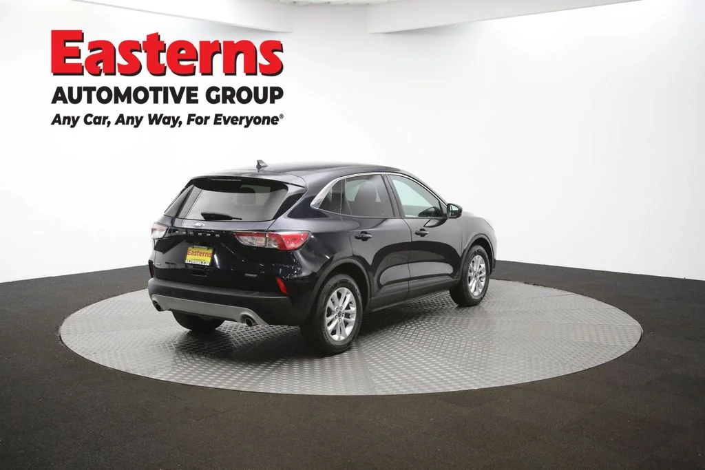Used 2021 Blue Ford SE image 69