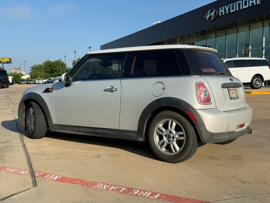 Used 2013 Velvet Silver Metallic MINI Cooper (M6) image 3