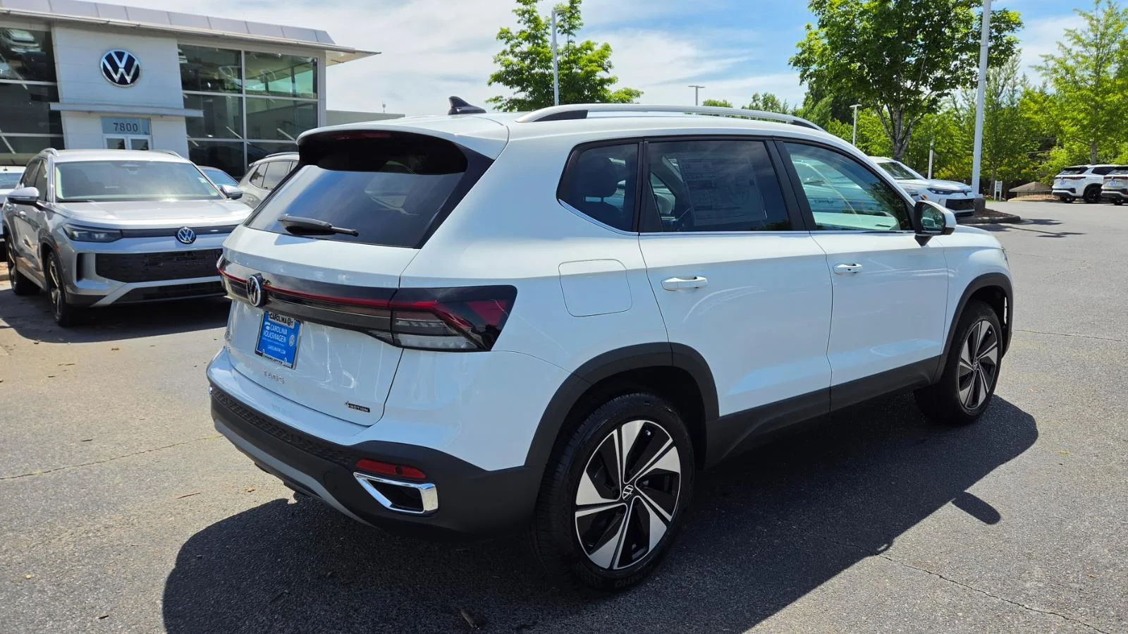 New 2026 Pure White Volkswagen SE image 6