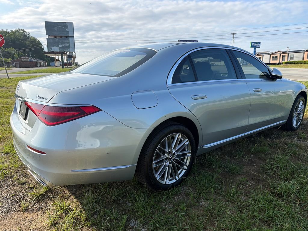 Used 2021 Silver Mercedes-Benz S 580 image 5