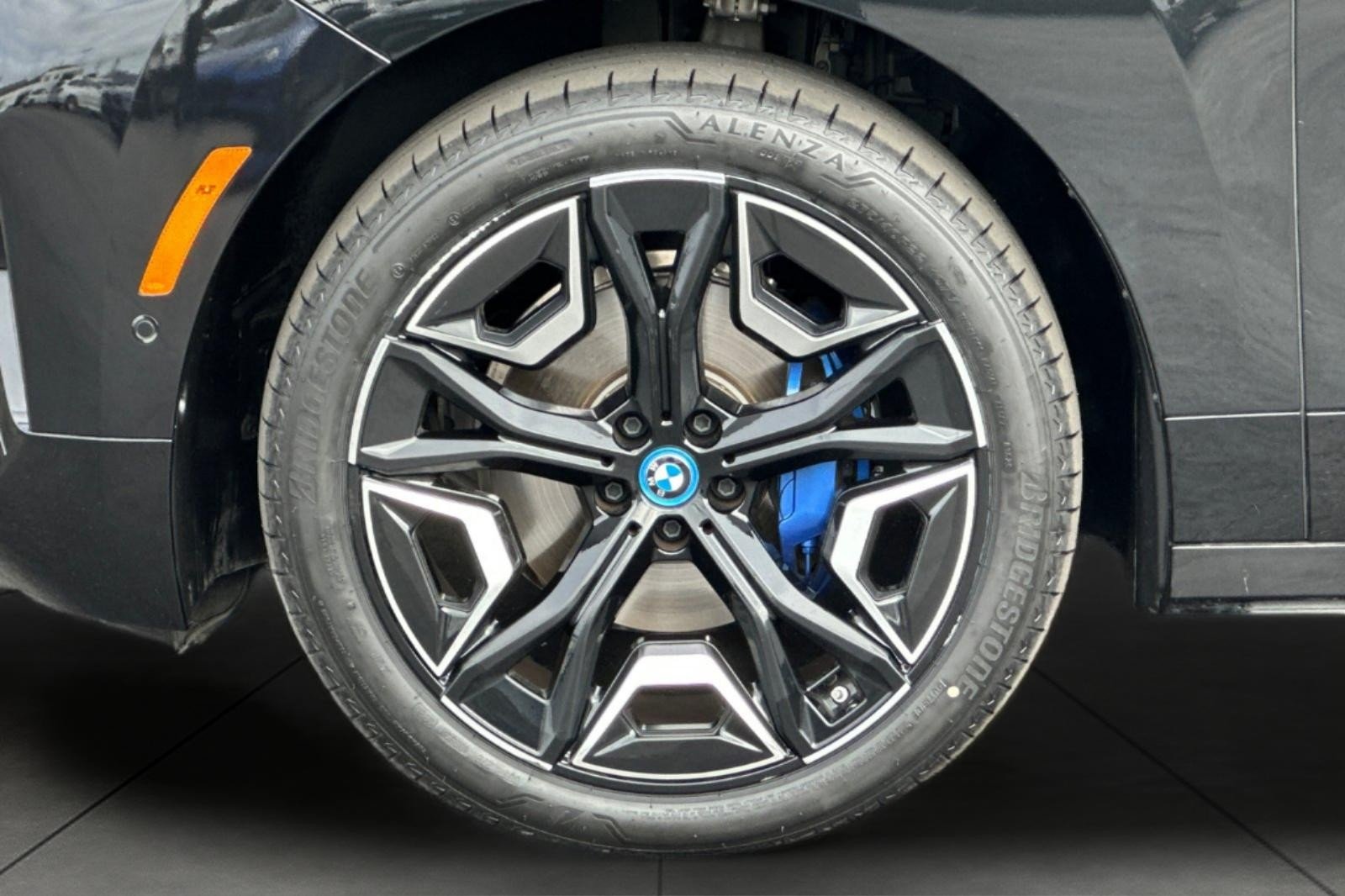 Certified Used 2024 Black Sapphire Metallic BMW xDrive50 image 26