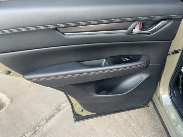Certified Used 2024  Mazda 2.5 Carbon Turbo image 25