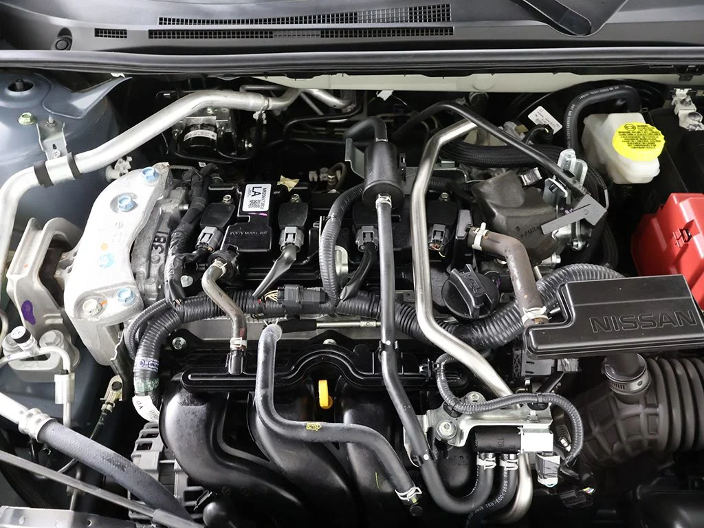 Used 2024 Gray Metallic Nissan SR image 17