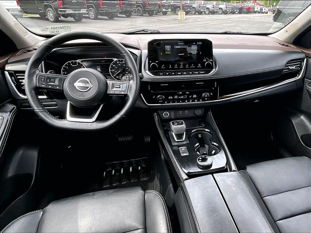 Used 2023 Gray Nissan SL image 20