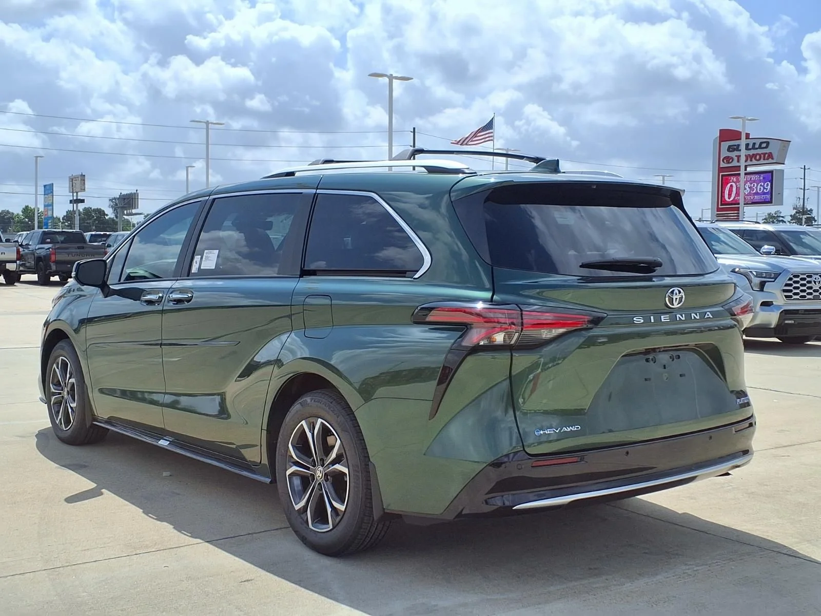 New 2026  Toyota Platinum image 2
