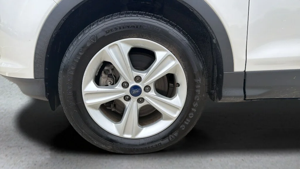 Used 2014 Oxford White Ford SE image 14