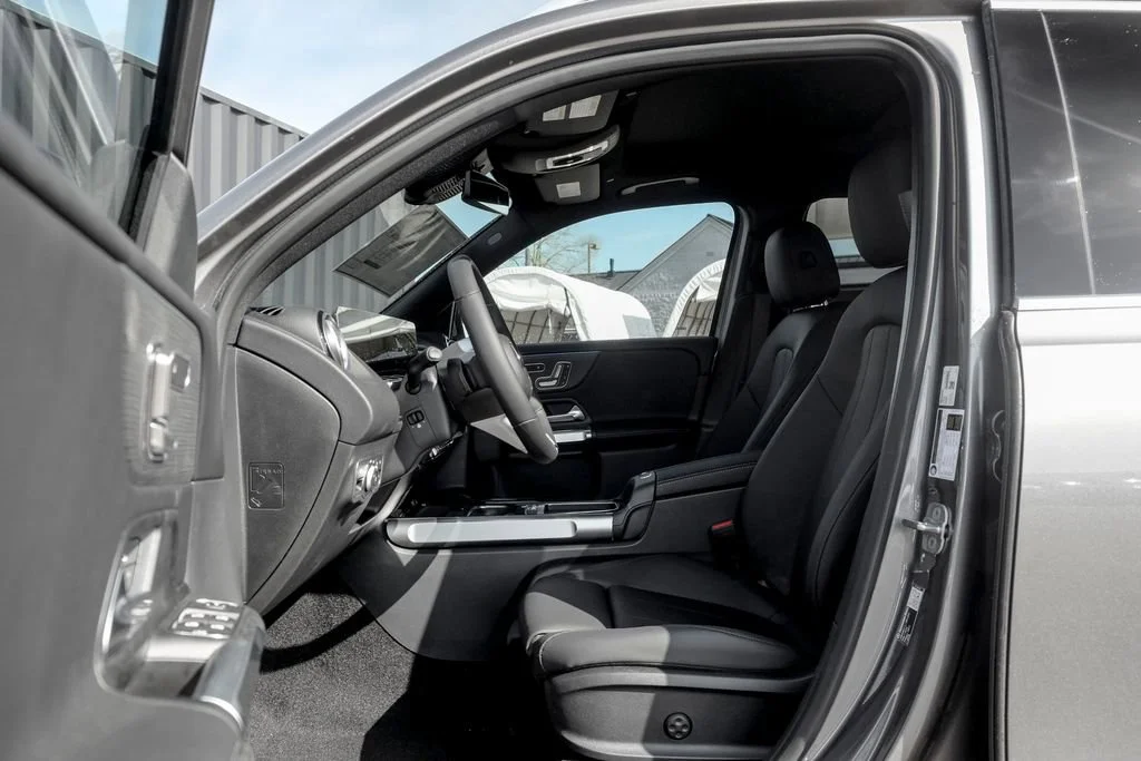 New 2026 Mountain Grey Metallic Mercedes-Benz GLB 250 image 46