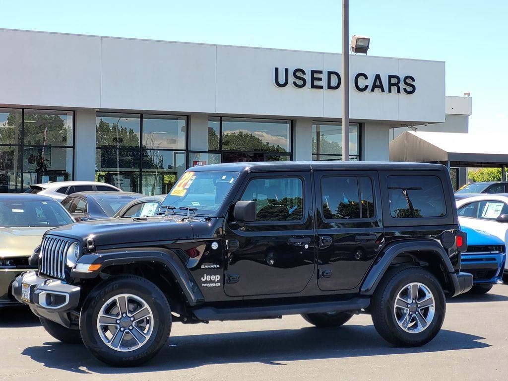 Used 2022 Black Jeep Unlimited Sahara image 7